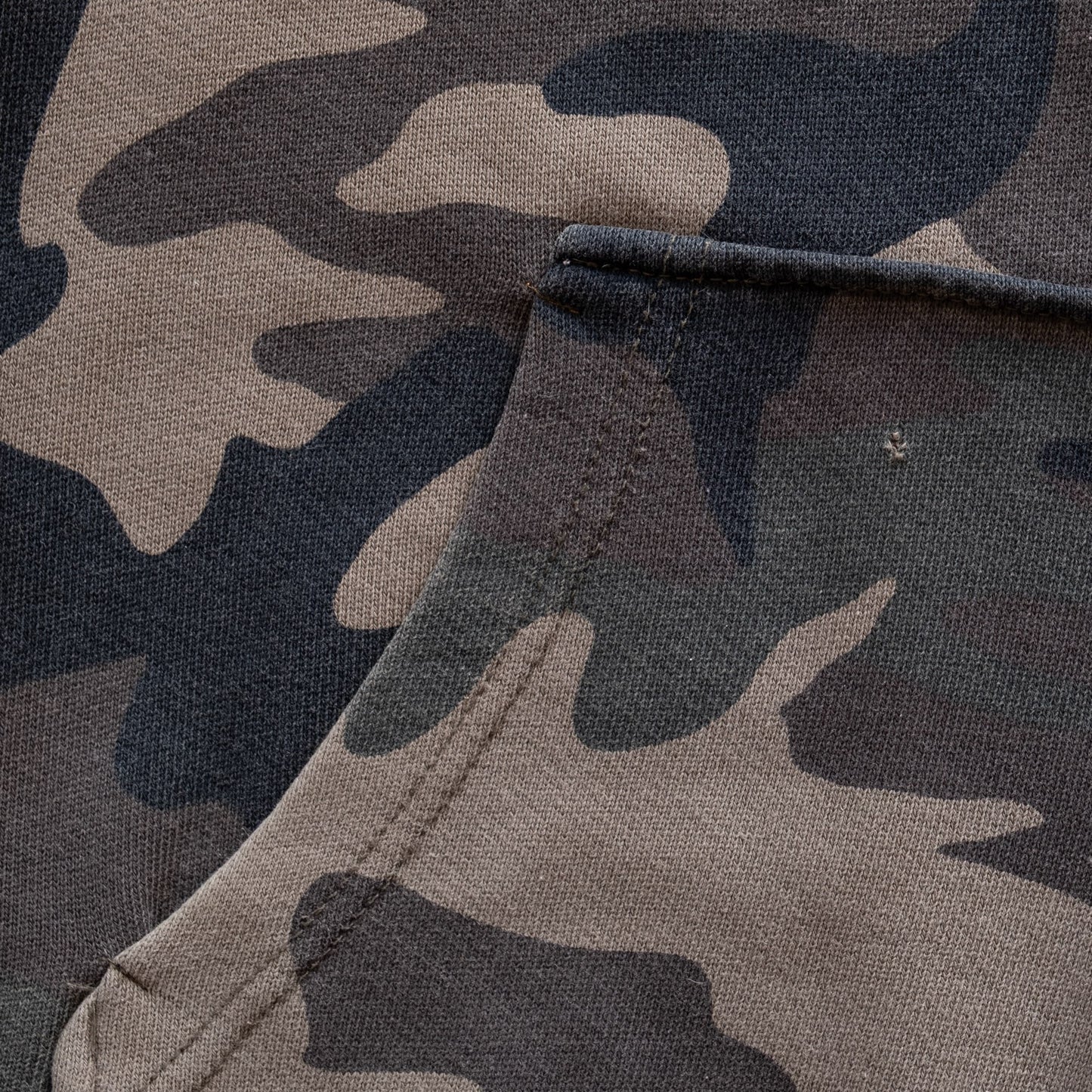 00s Levi’s Camo Hoodie image 3