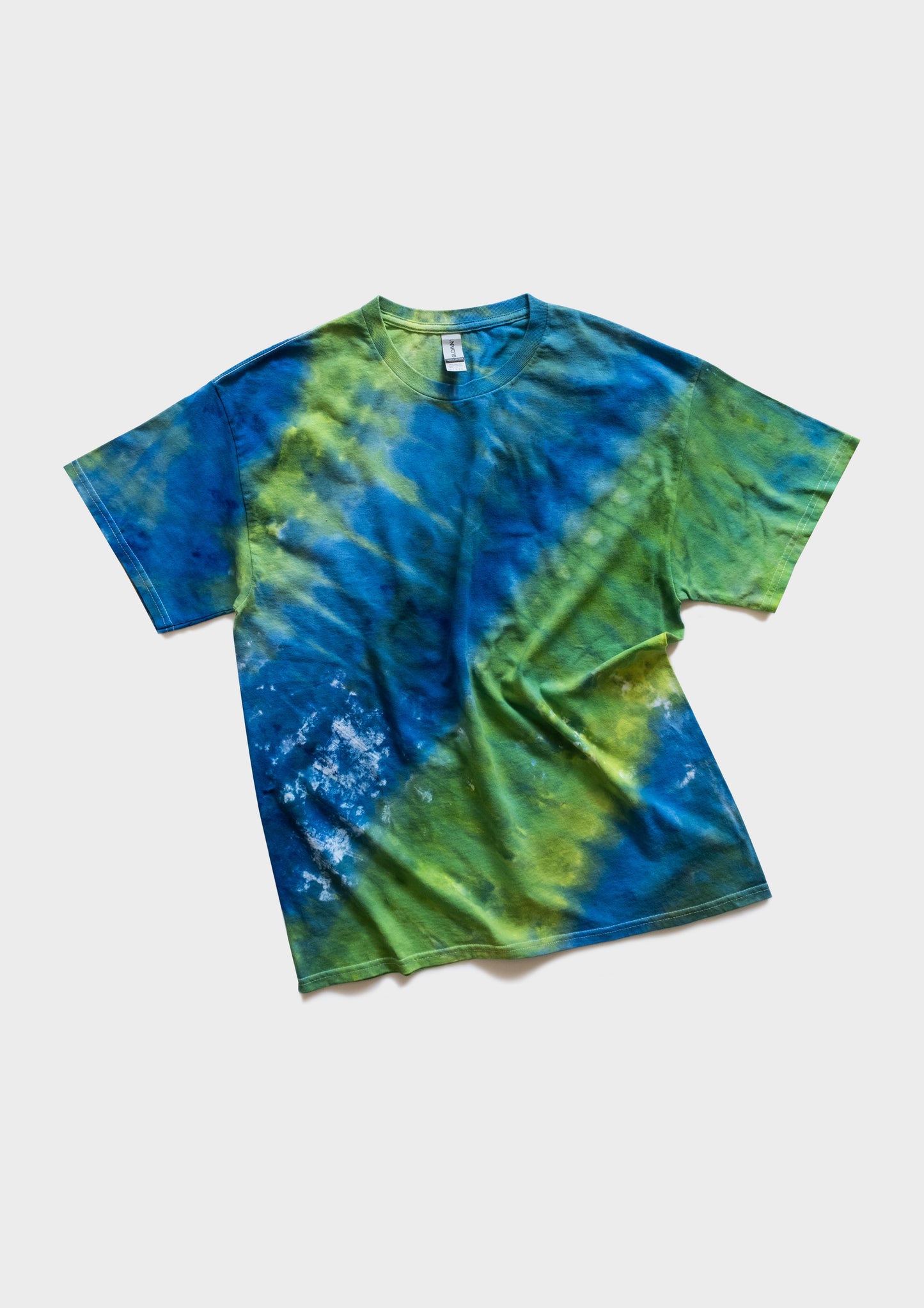 90s Gildan Ultra Cotton Tie Dye Tee image 2