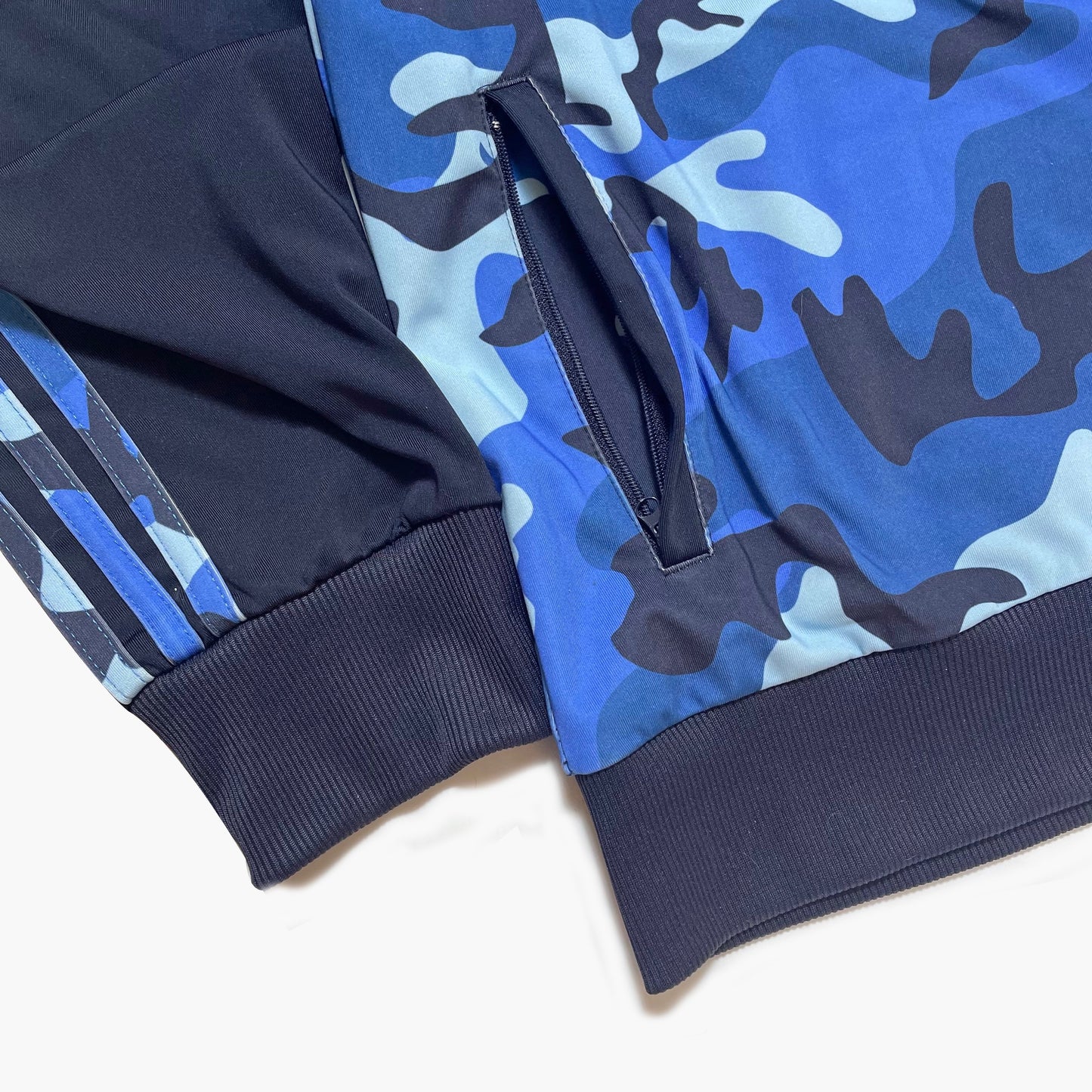 00s Adidas Climate Camo Jacket image 2