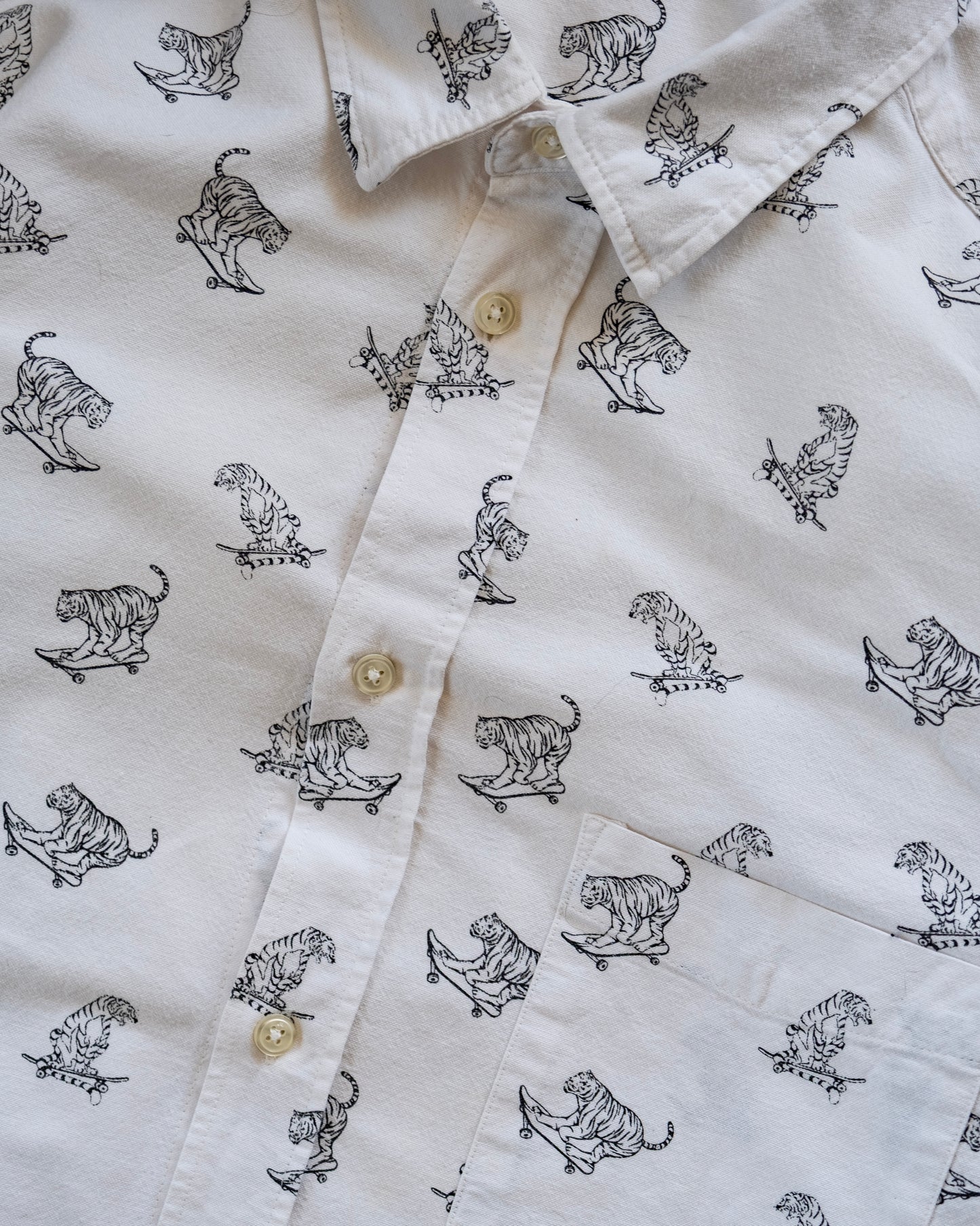 00s Tiger Print Shirt
